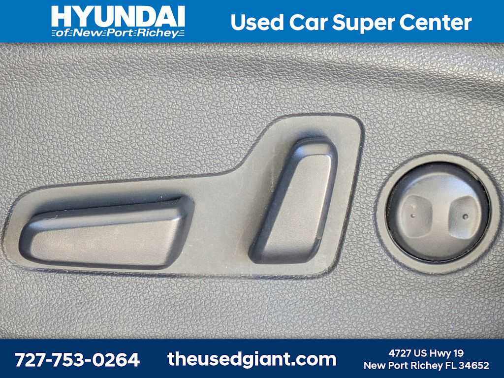 Thumbnail: 2020 Hyundai Tucson - 22