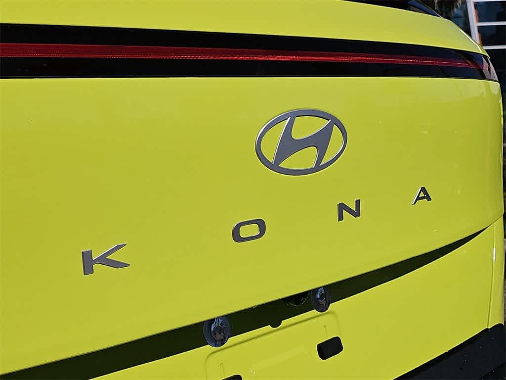 2025 Hyundai Kona SEL 10