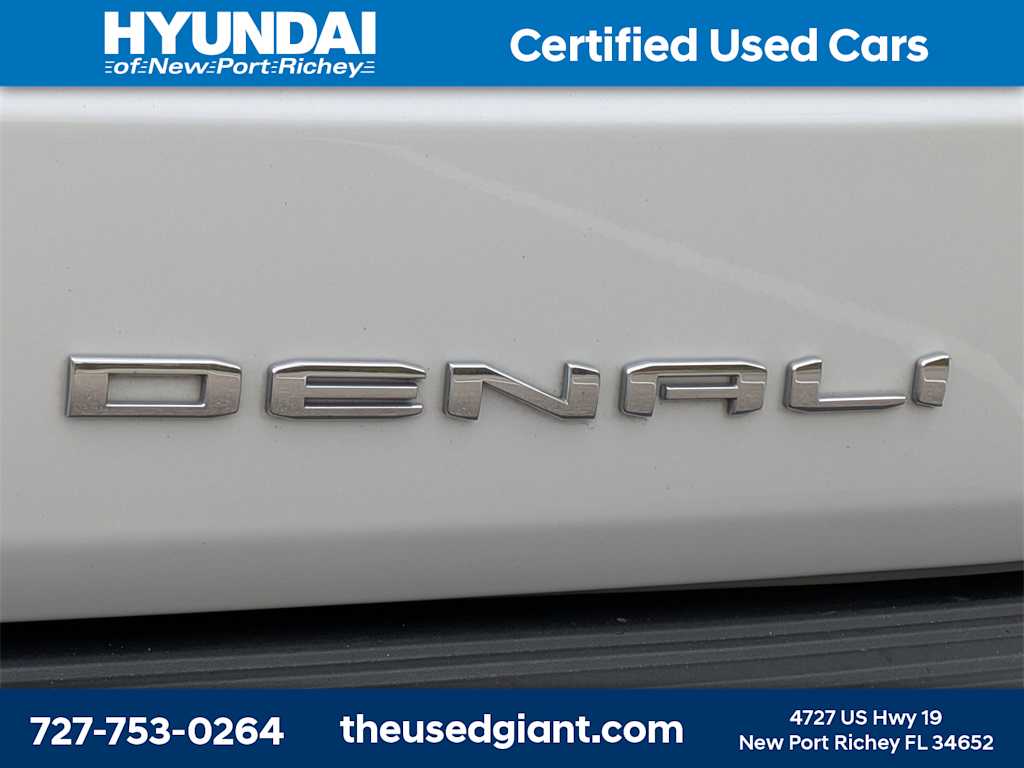 Thumbnail: 2021 GMC Yukon XL - 16