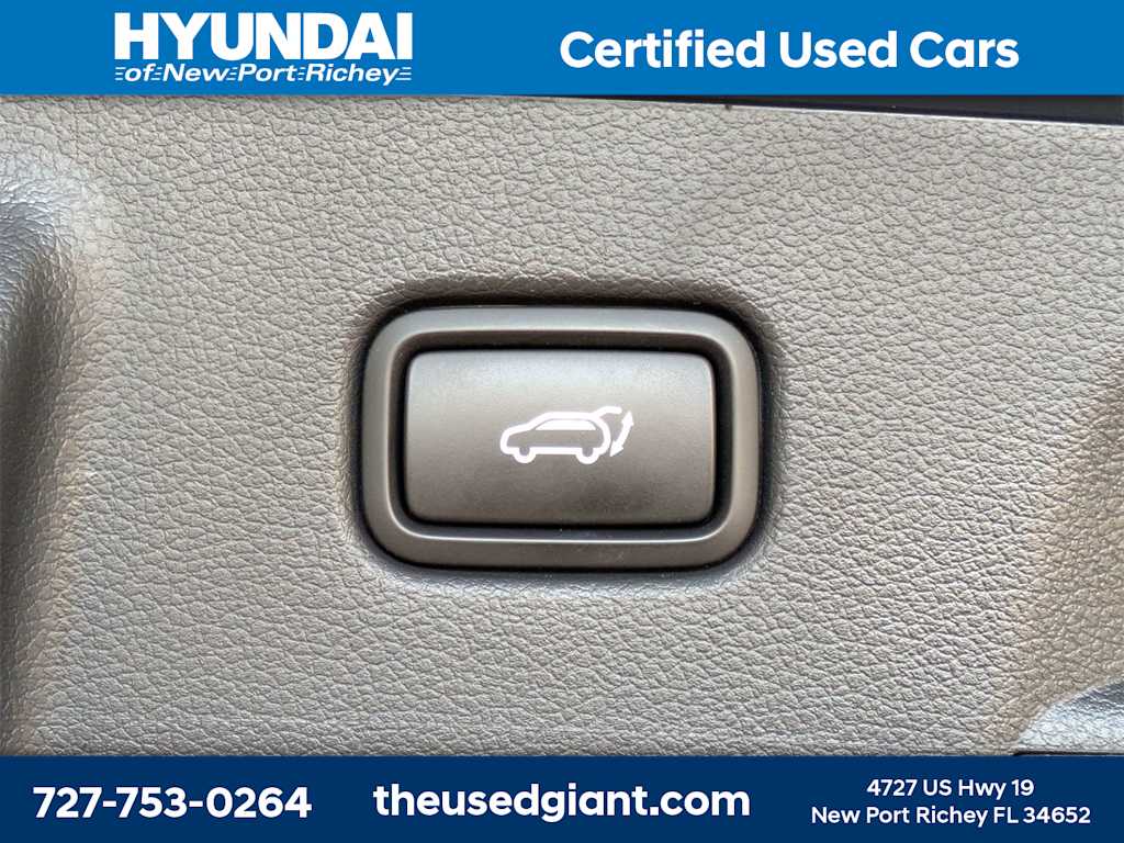 Thumbnail: 2022 Hyundai Palisade - 13