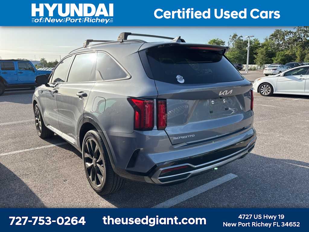 Thumbnail: 2023 Kia Sorento - 2