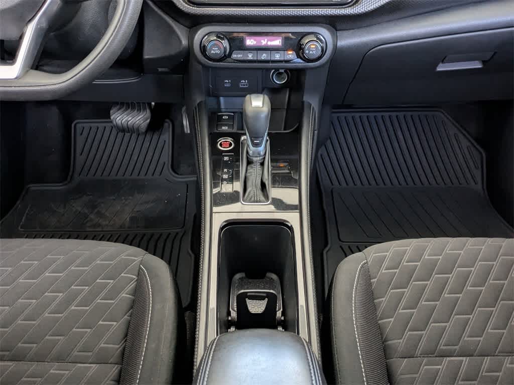 Thumbnail: 2021 Nissan Kicks - 20