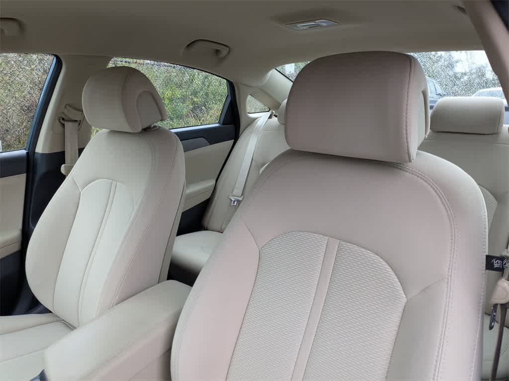 Thumbnail: 2015 Hyundai Sonata - 7