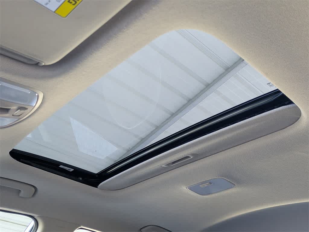 Thumbnail: 2020 Hyundai Elantra - 19