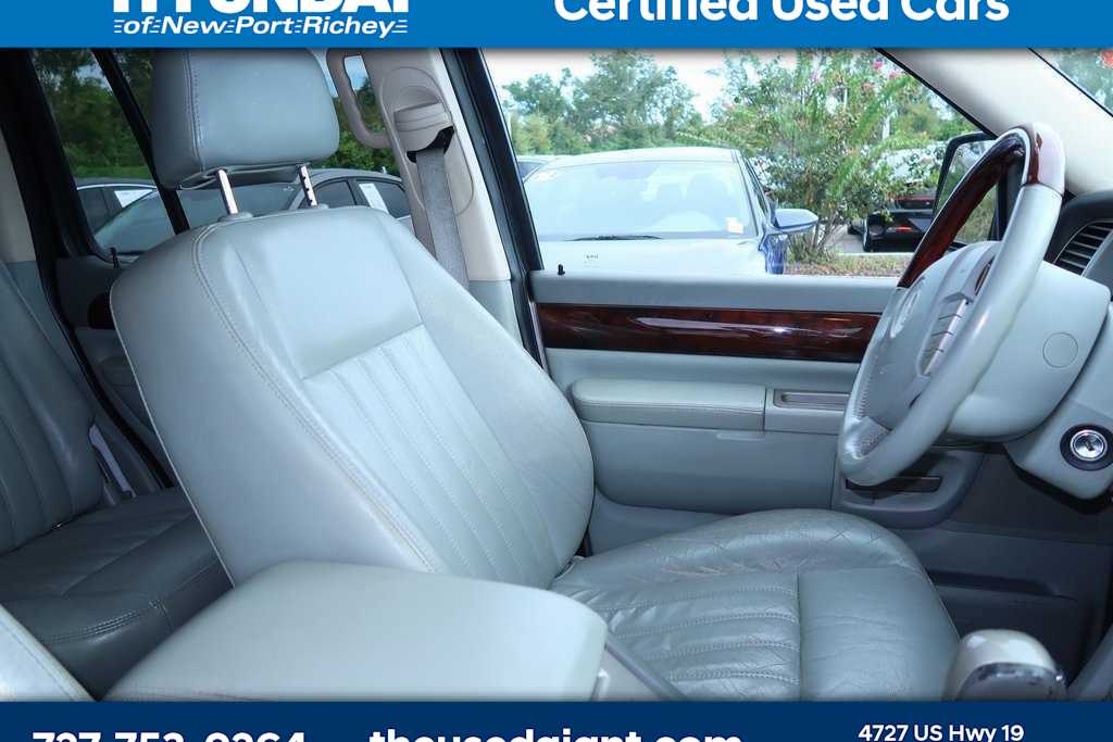 Thumbnail: 2003 Lincoln Aviator - 7