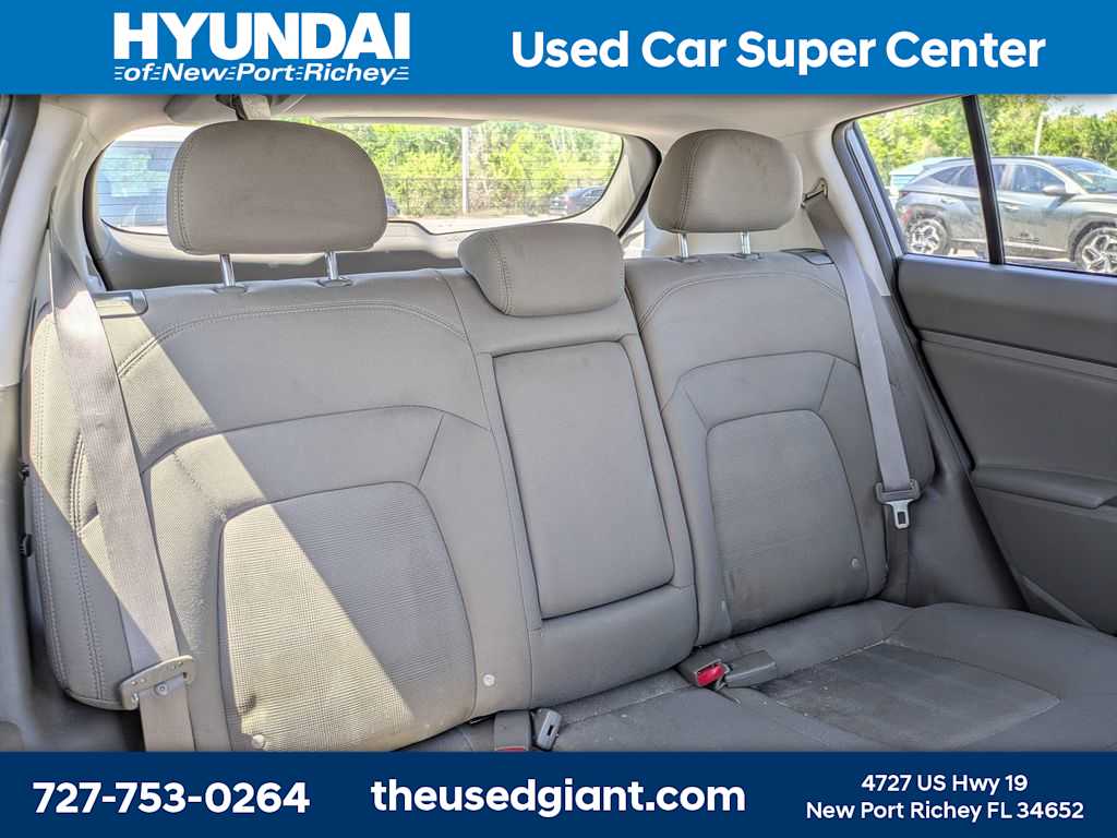 Thumbnail: 2011 Kia Sportage - 8