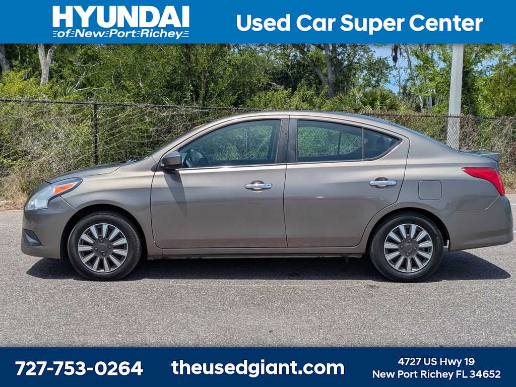 Thumbnail: 2017 Nissan Versa - 2