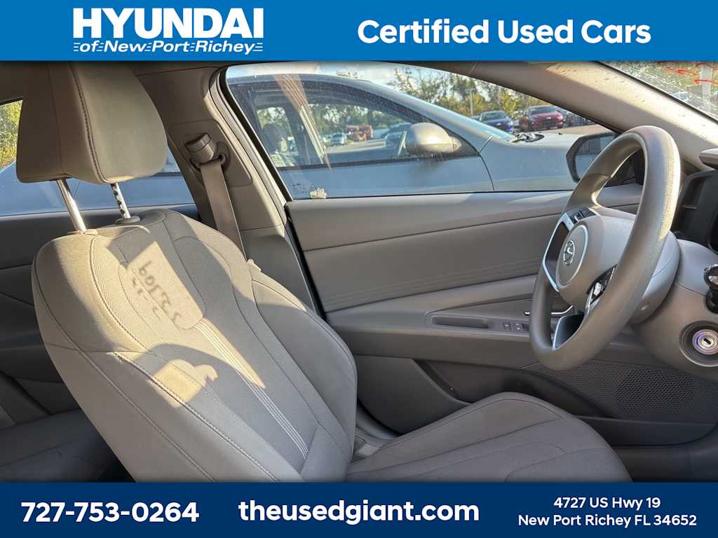 Thumbnail: 2023 Hyundai Elantra - 7