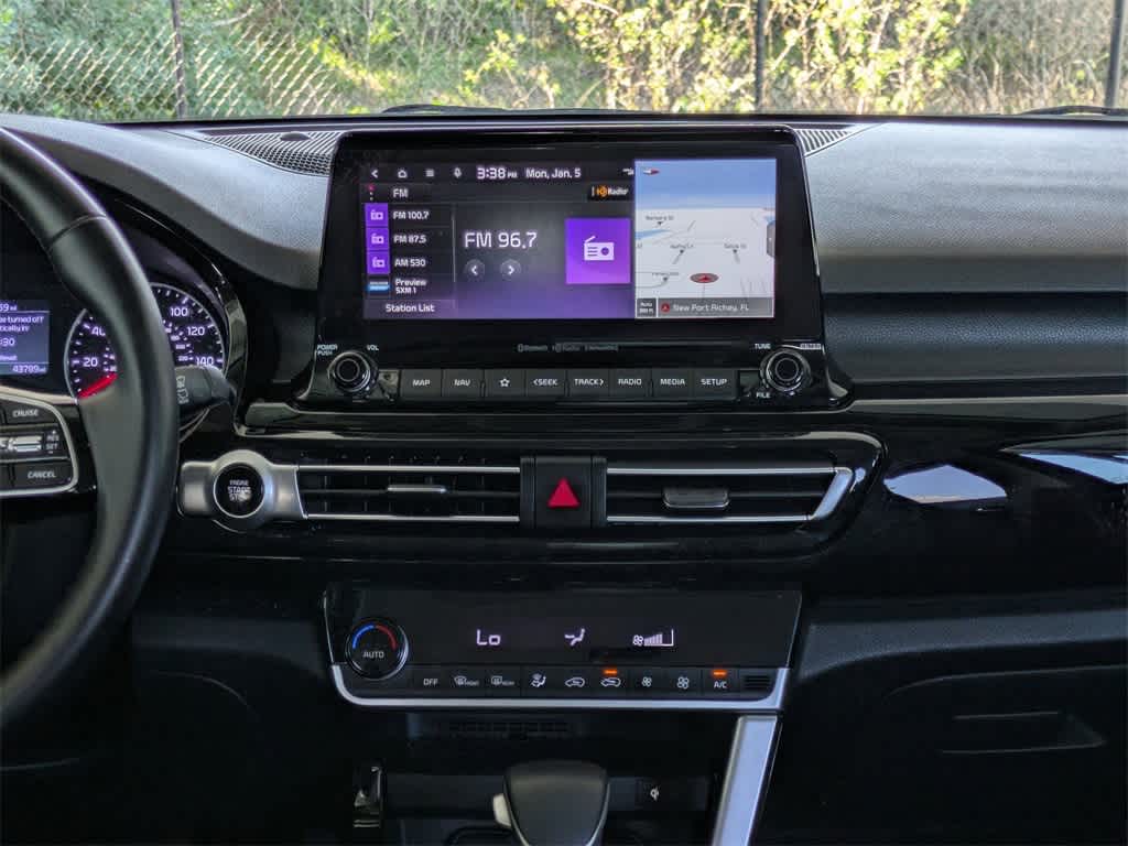 Thumbnail: 2023 Kia Seltos - 19