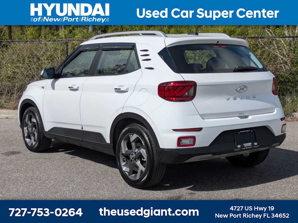 Thumbnail: 2026 Hyundai Venue - 3