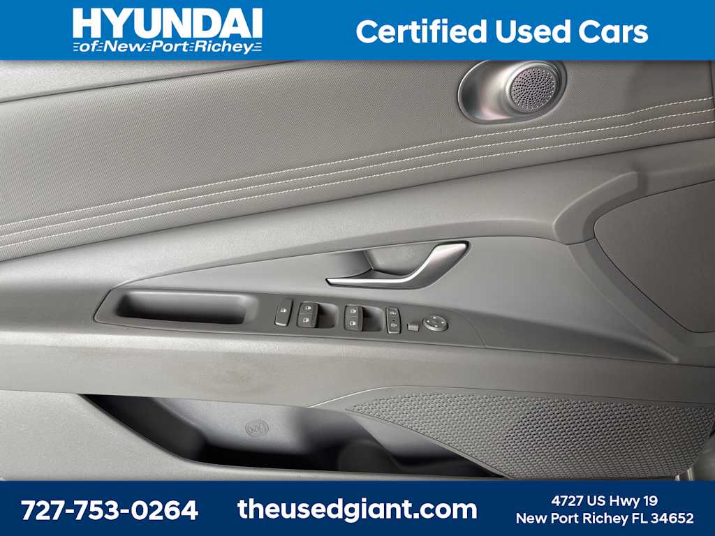 2021 Hyundai Elantra SEL 18