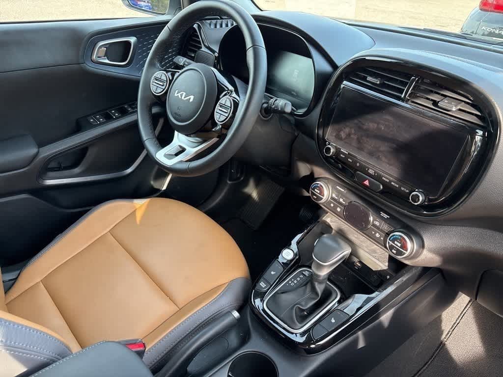 Thumbnail: 2024 Kia Soul - 7