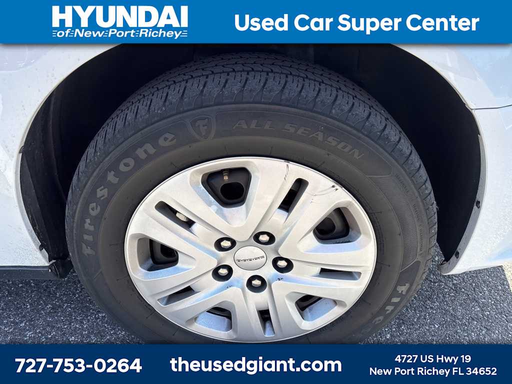 Thumbnail: 2015 Dodge Grand Caravan - 5