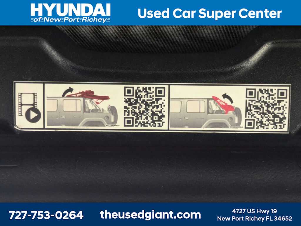 Thumbnail: 2022 Jeep Wrangler - 23