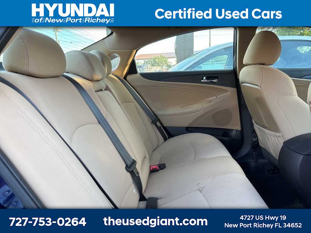 Thumbnail: 2011 Hyundai Sonata - 7