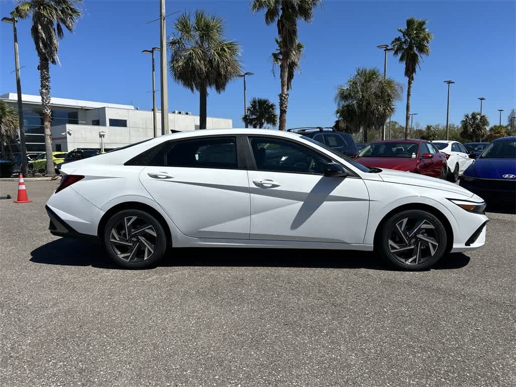 Thumbnail: 2025 Hyundai Elantra - 6