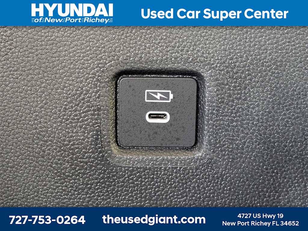 Thumbnail: 2025 Honda Pilot - 15