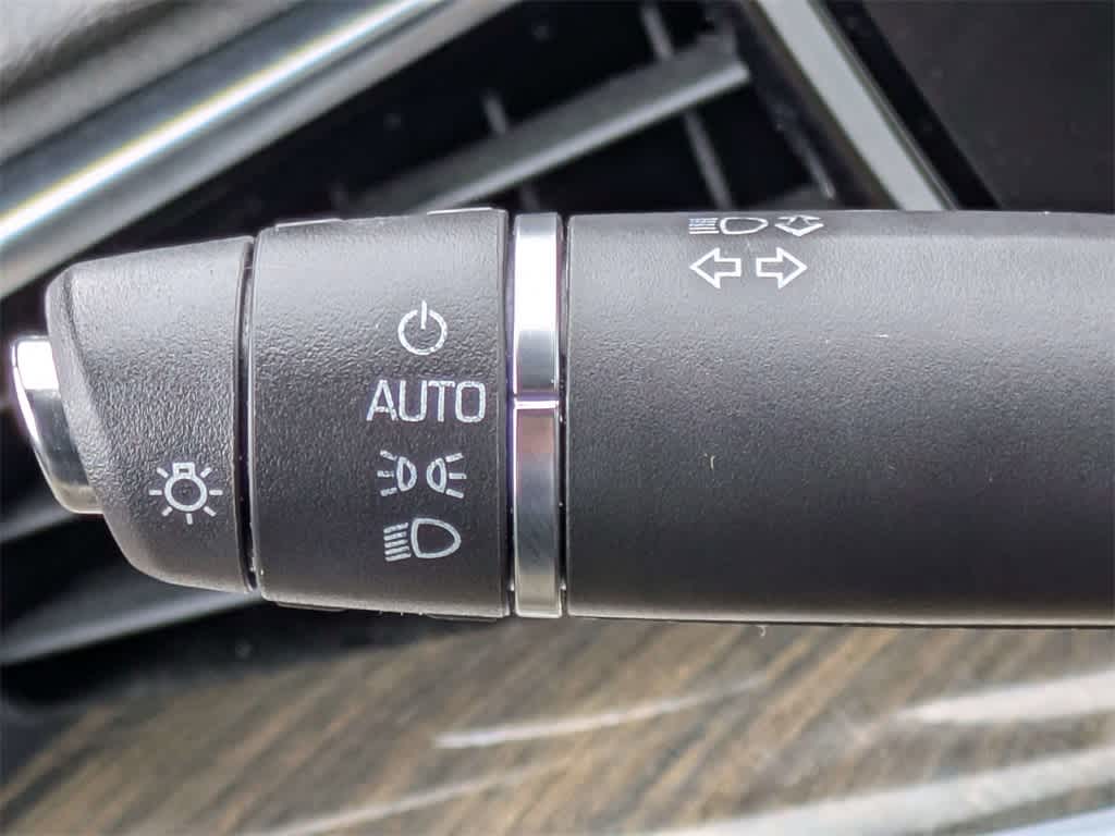 Thumbnail: 2018 Cadillac XT5 - 33