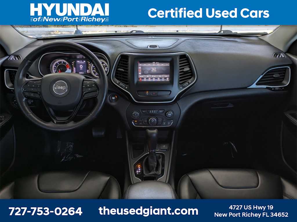 Thumbnail: 2020 Jeep Cherokee - 17