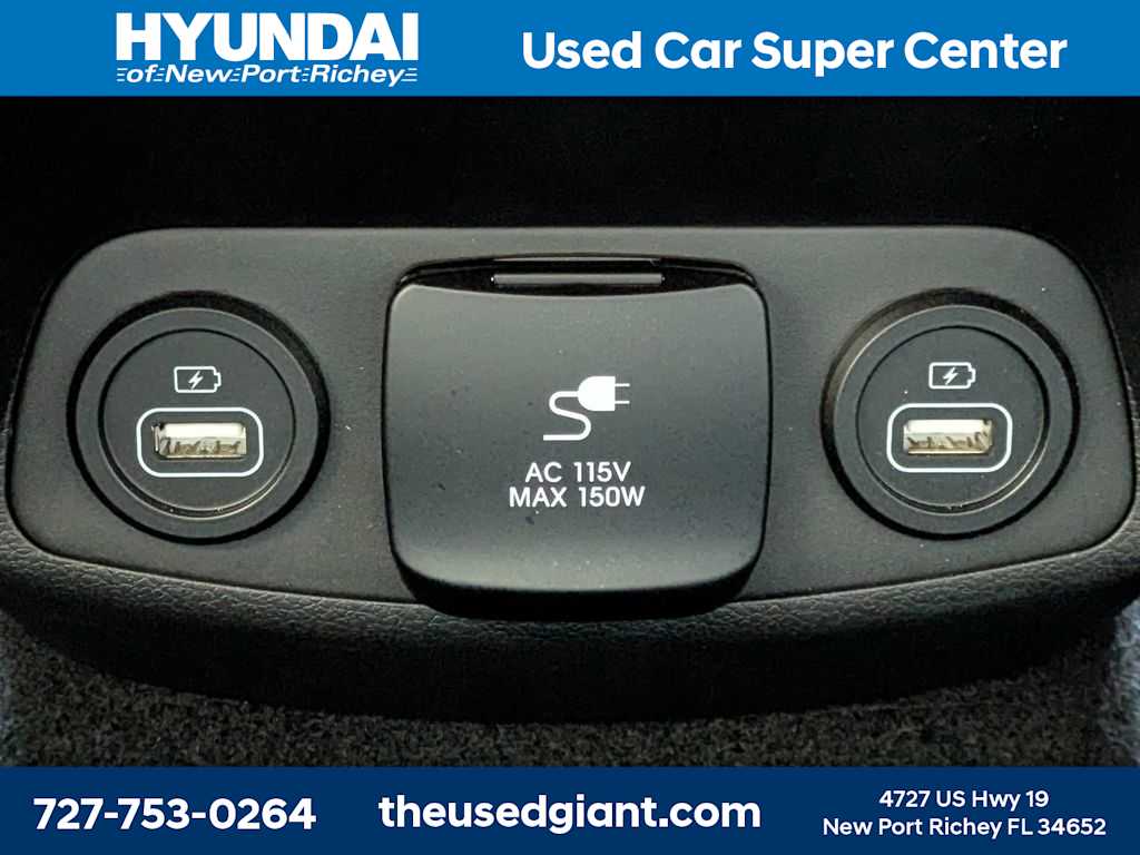 Thumbnail: 2023 Hyundai Santa Fe - 19