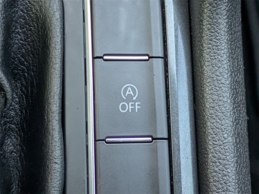 Thumbnail: 2021 Volkswagen Tiguan - 31