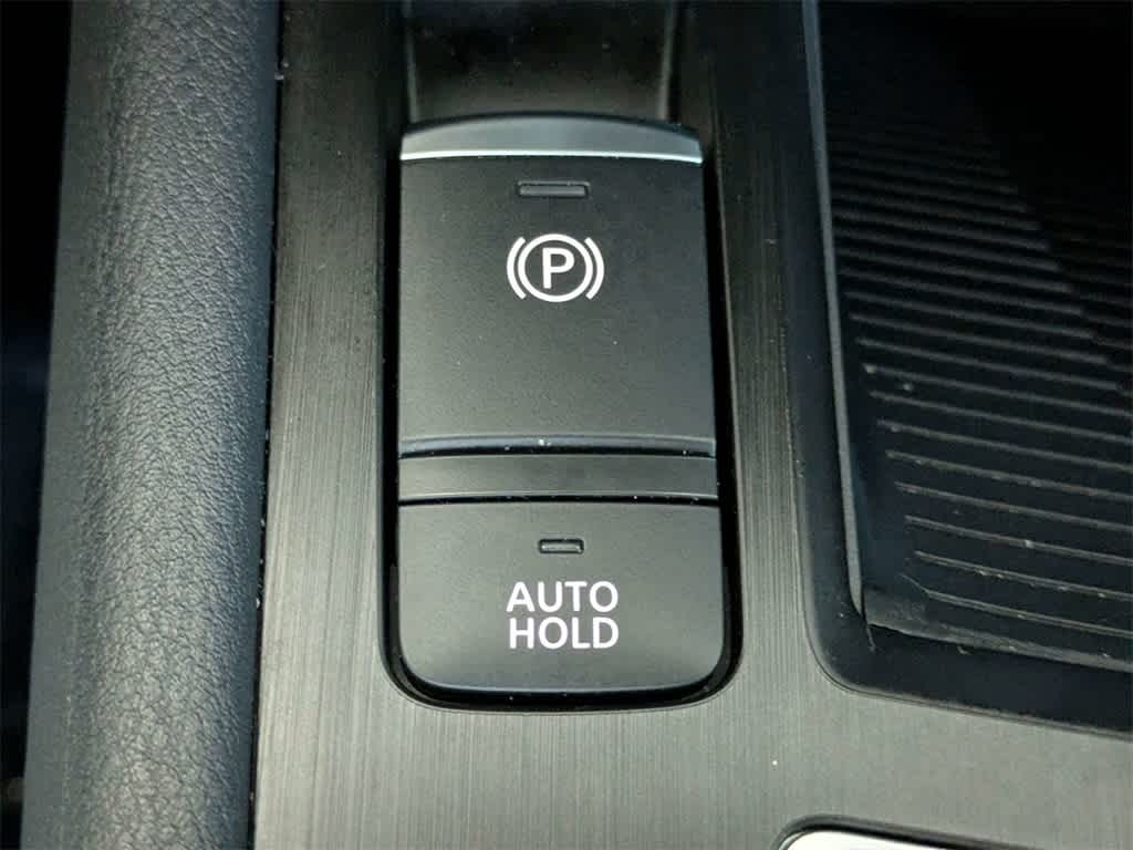 Thumbnail: 2025 Nissan Kicks - 22