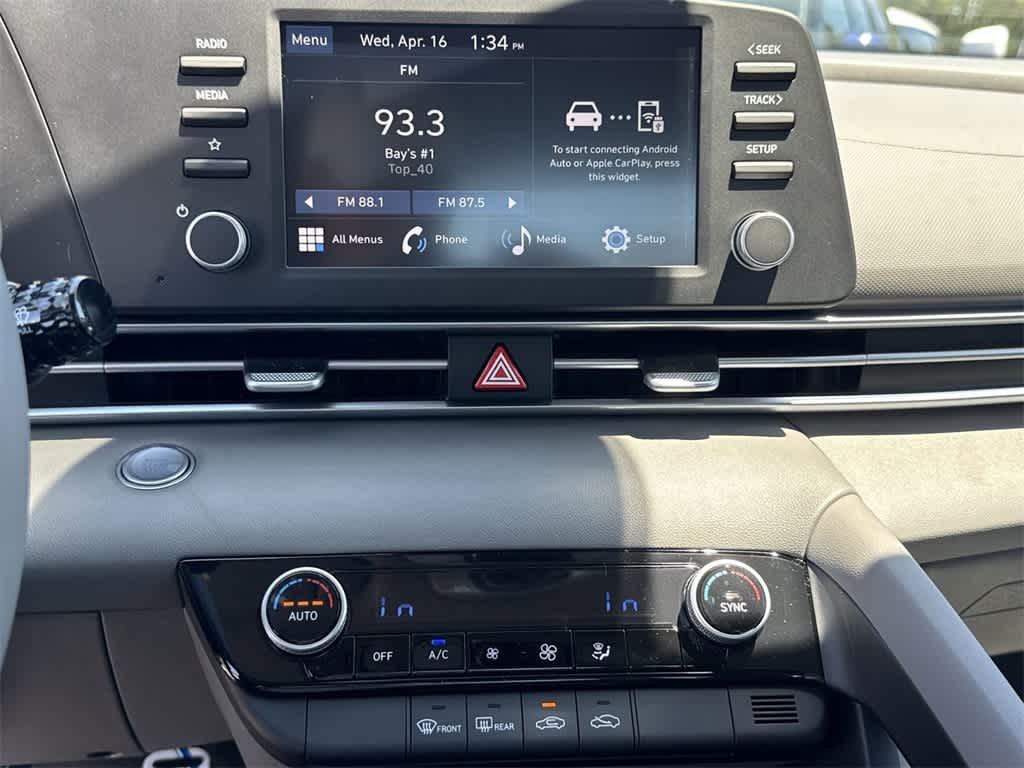 2025 Hyundai Elantra Sport 25