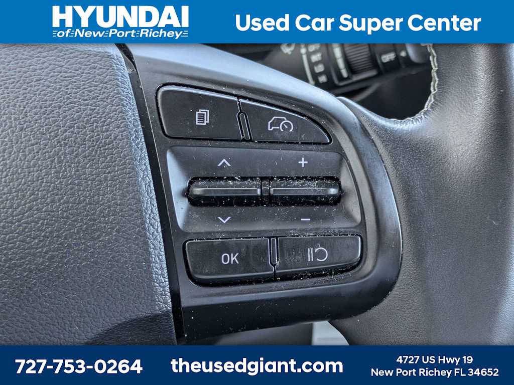 Thumbnail: 2023 Hyundai Venue - 26