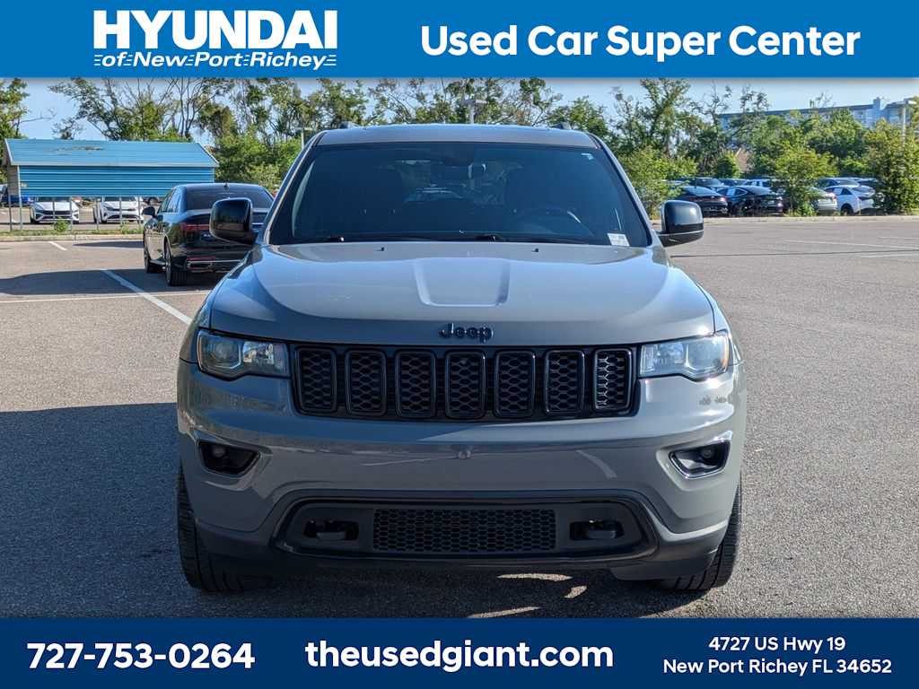 Thumbnail: 2019 Jeep Grand Cherokee - 8