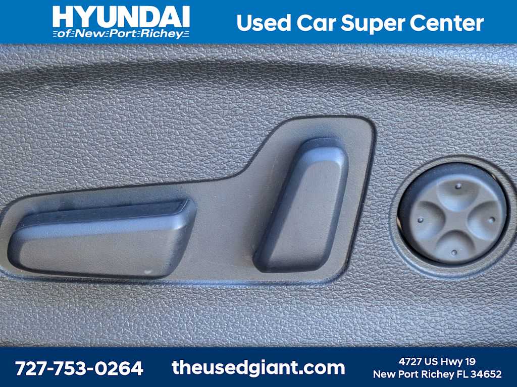 Thumbnail: 2017 Hyundai Sonata - 22