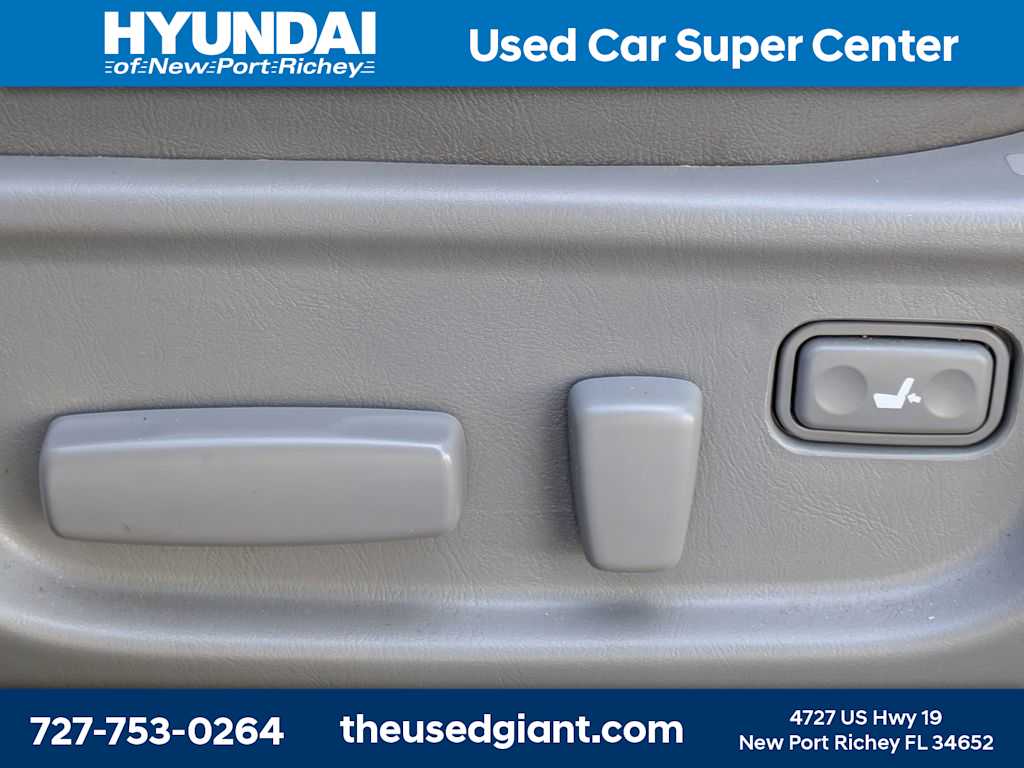 Thumbnail: 2004 Toyota Avalon - 20