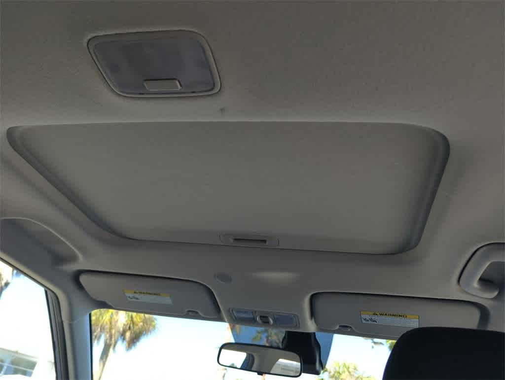 Thumbnail: 2025 Hyundai Venue - 21