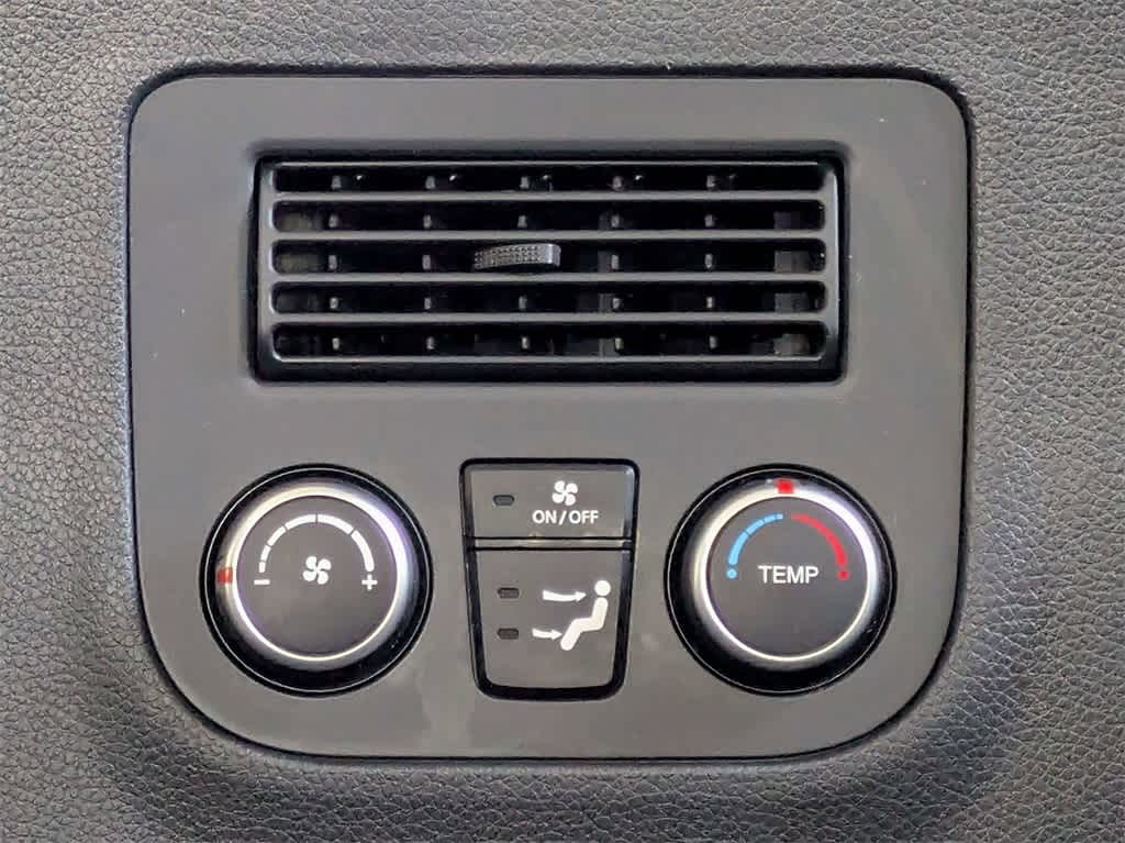 Thumbnail: 2018 Hyundai Santa Fe - 15