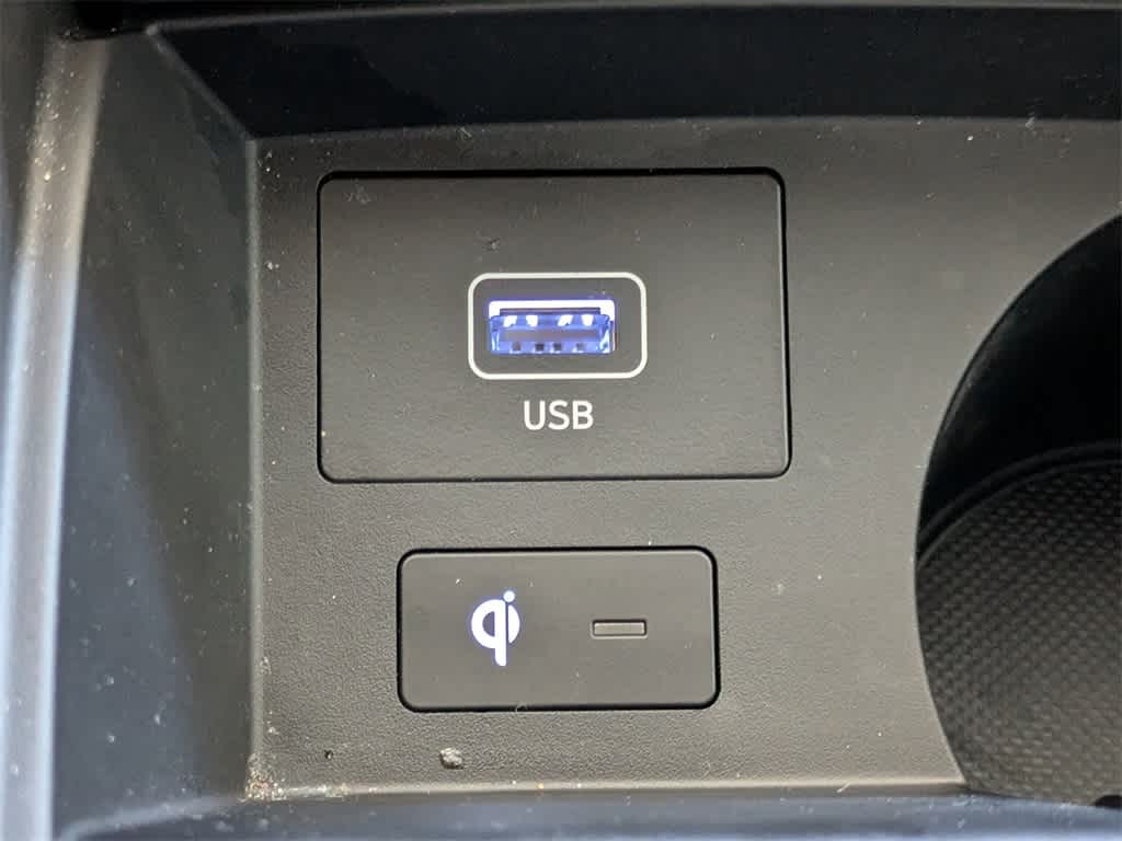 Thumbnail: 2022 Hyundai Santa Fe - 26