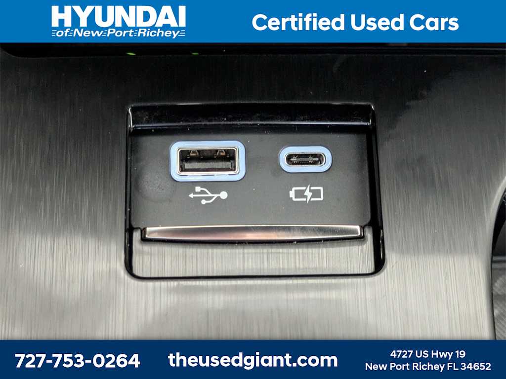 Thumbnail: 2025 Lexus ES - 27