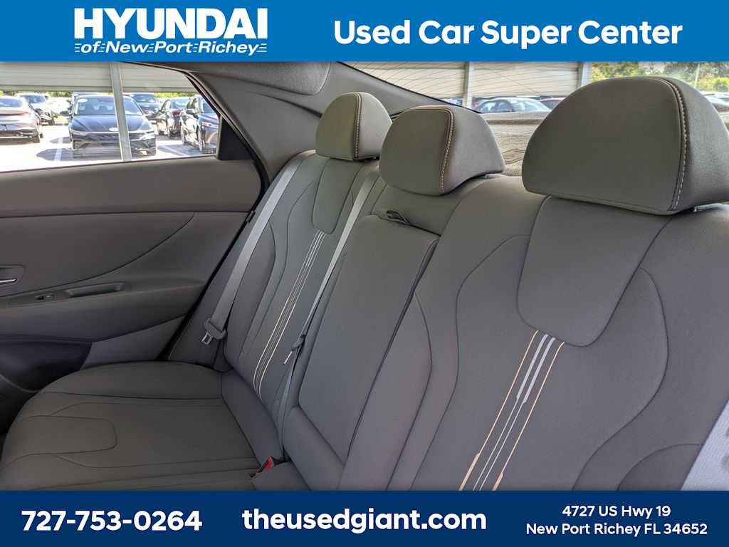 Thumbnail: 2025 Hyundai Elantra - 13