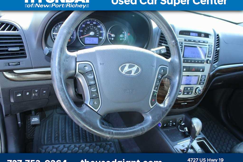 Thumbnail: 2012 Hyundai Santa Fe - 12