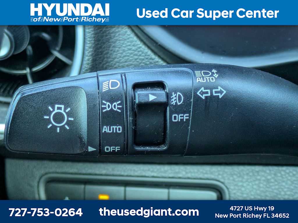 Thumbnail: 2022 Kia Forte - 31