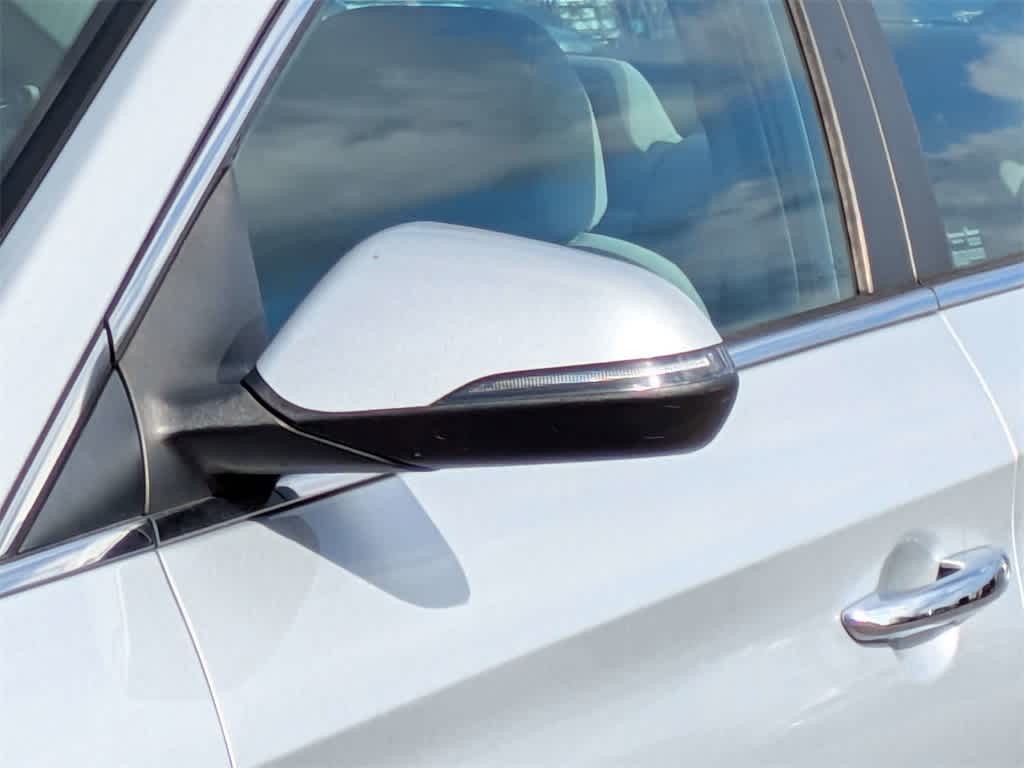 Thumbnail: 2019 Hyundai Sonata - 11