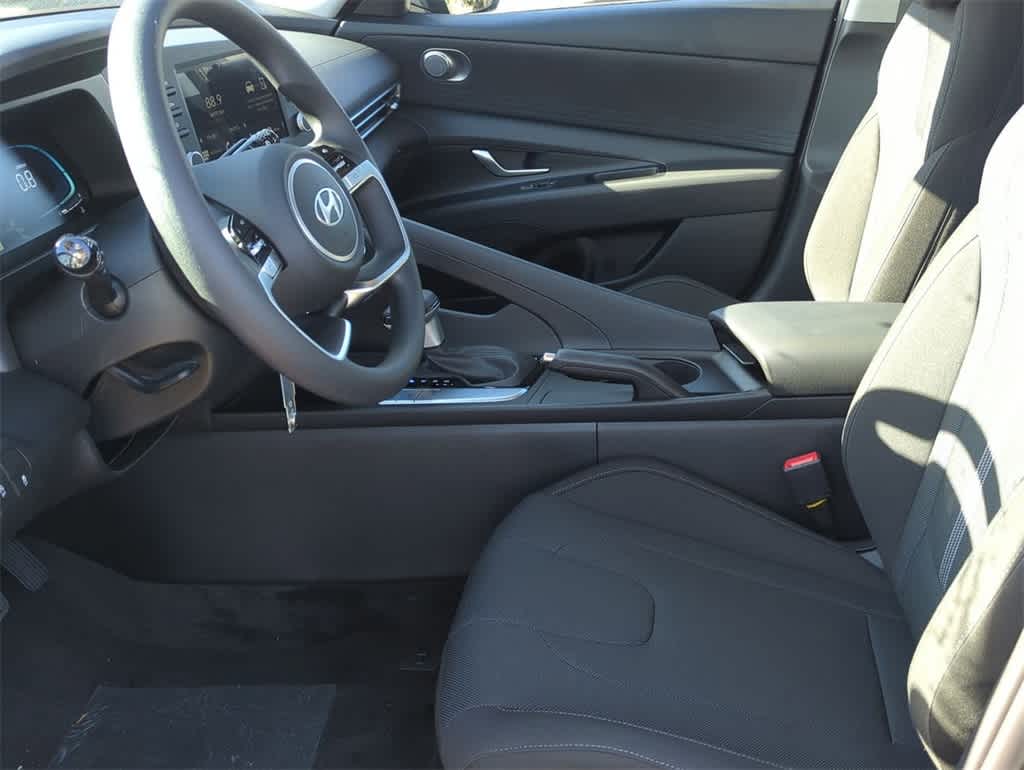 Thumbnail: 2026 Hyundai Elantra - 15