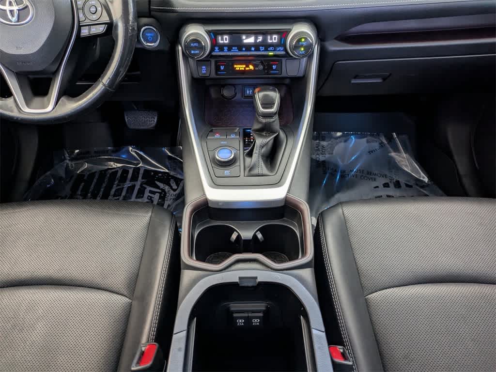 Thumbnail: 2019 Toyota RAV4 - 25