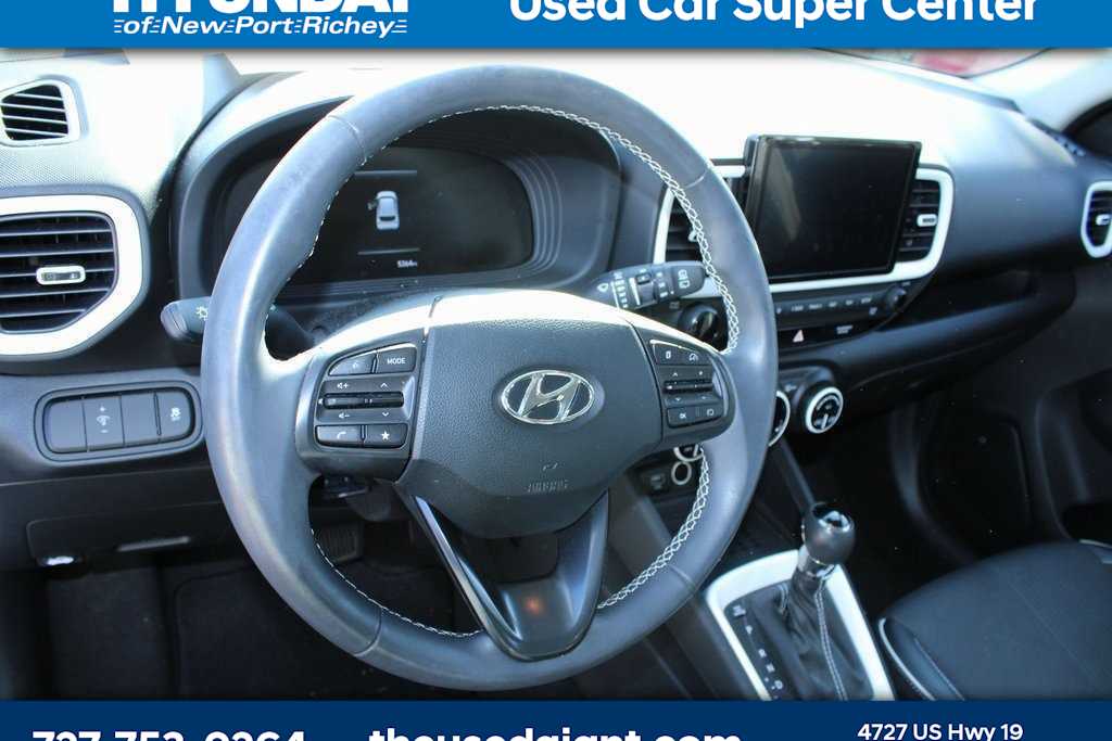 Thumbnail: 2023 Hyundai Venue - 10