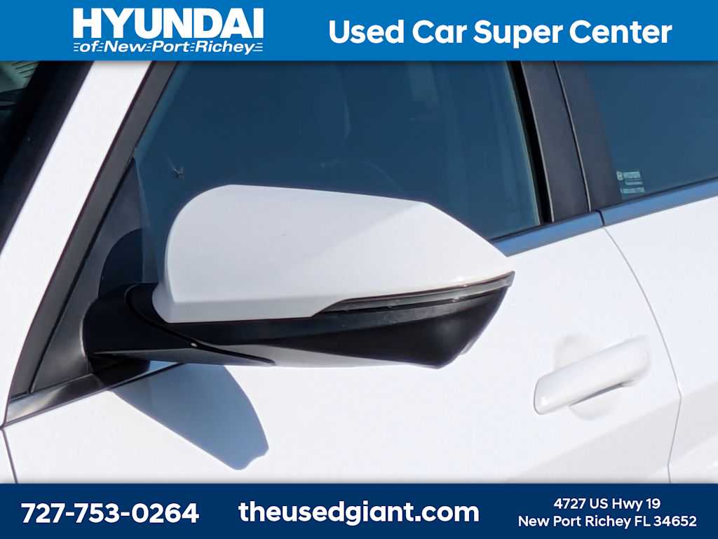Thumbnail: 2024 Hyundai Elantra - 11
