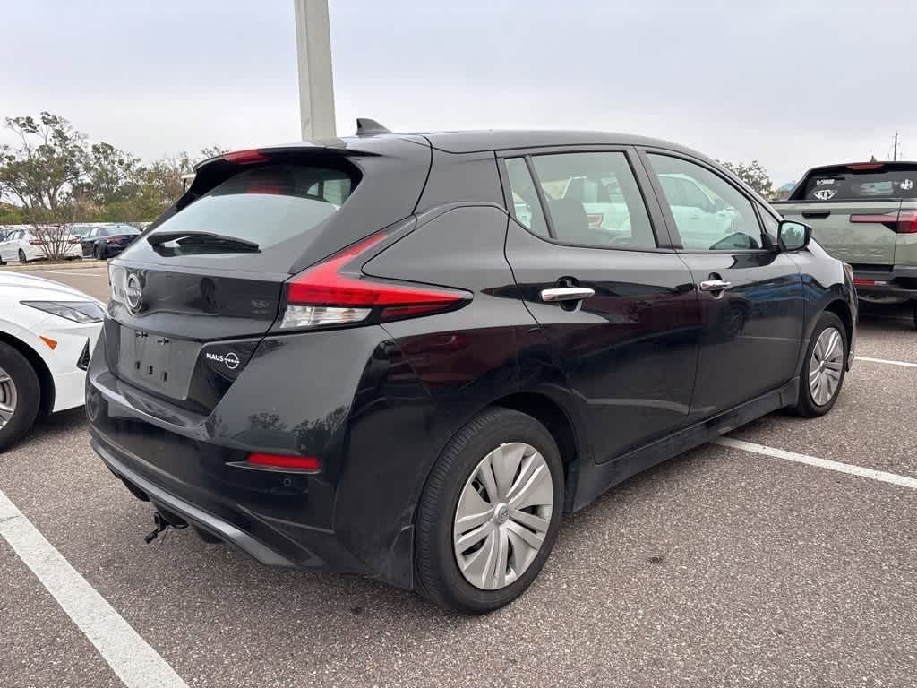 Thumbnail: 2023 Nissan Leaf - 3