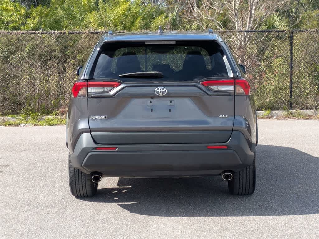 Thumbnail: 2022 Toyota RAV4 - 4