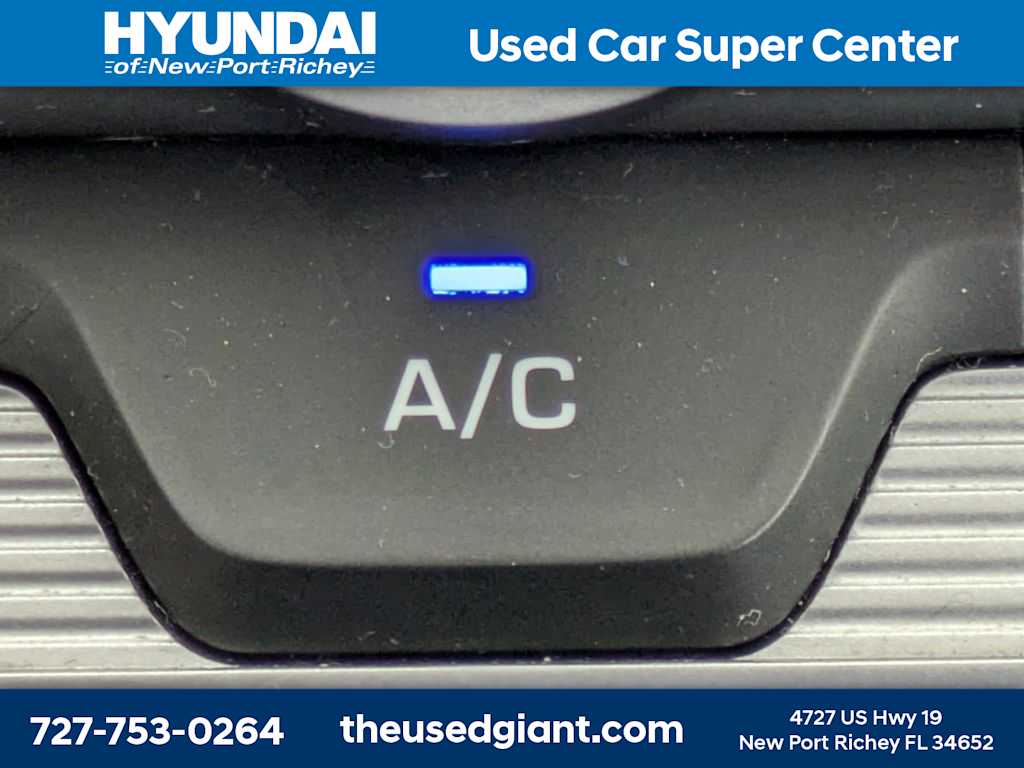Thumbnail: 2020 Hyundai Elantra - 20