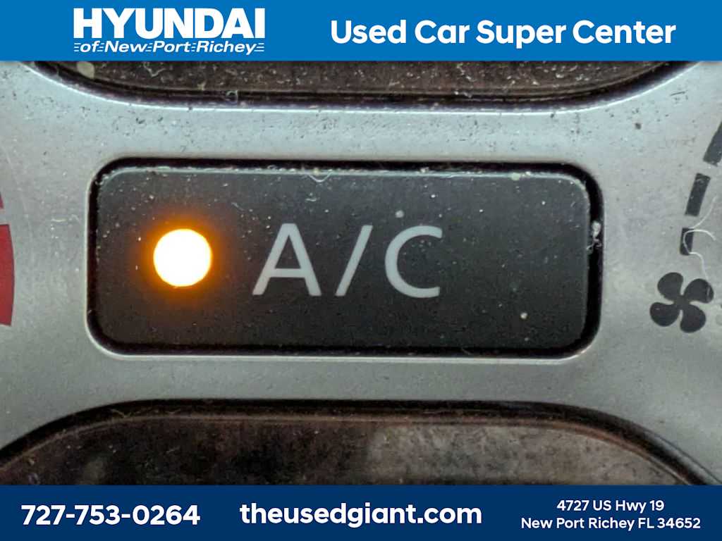 Thumbnail: 2011 Nissan Maxima - 24