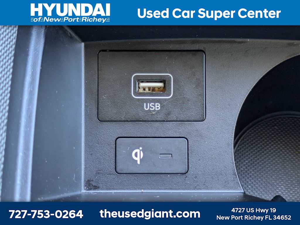 Thumbnail: 2023 Hyundai Santa Fe - 33