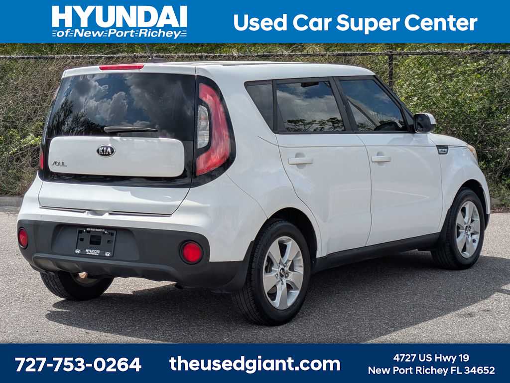 Thumbnail: 2017 Kia Soul - 5