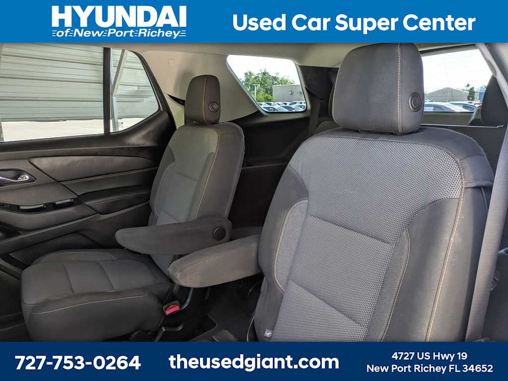 Thumbnail: 2018 Chevrolet Traverse - 19